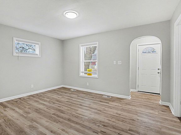 5th image of 3314 8th St