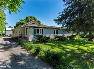 3310 Bull Valley Rd, McHenry, IL 60050