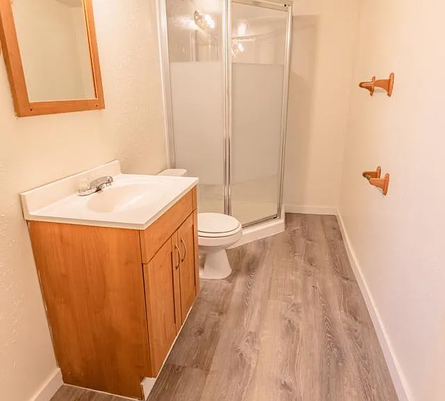 393 N Lincoln St #BASEMENT — Photo 9
