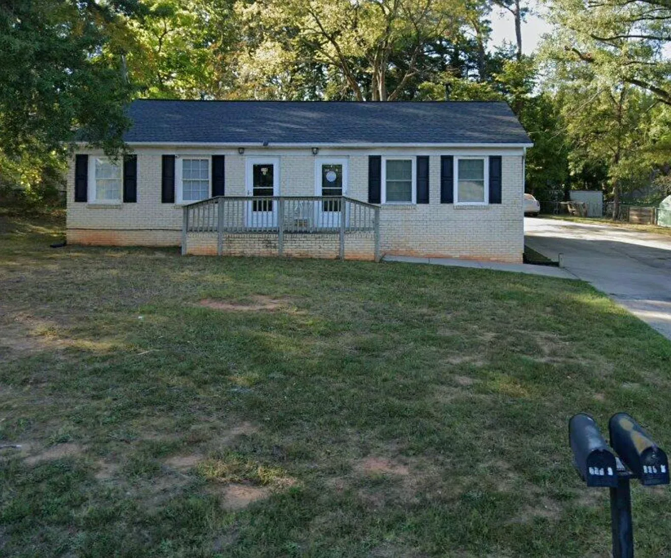 2 bed, 800 sqft, $1,100 — Photo 1