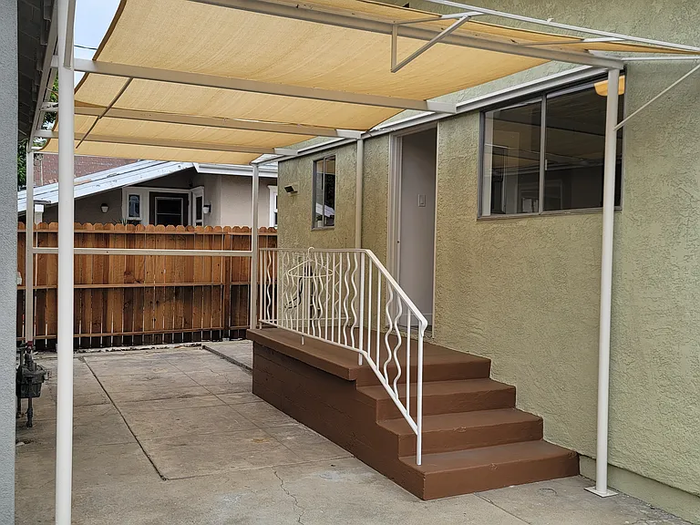 1911 Griffin Ave #1 — Photo 14
