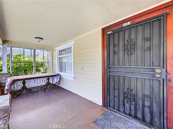 5th image of 1131 Echo Park Ave
