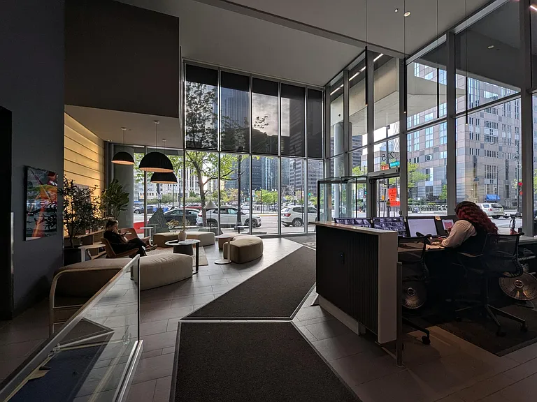 235 W Van Buren St #2311 — Photo 11