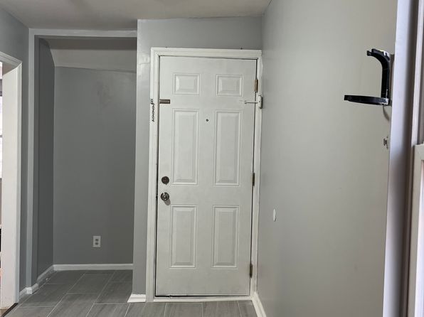 (undisclosed Address)