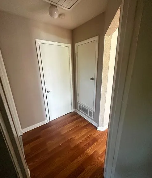 10104 Prince Dr — Photo 4