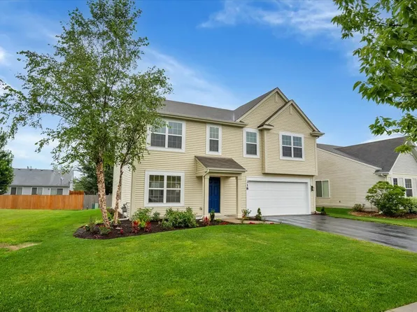 318 N Blue Jay St, Cortland, IL 60112