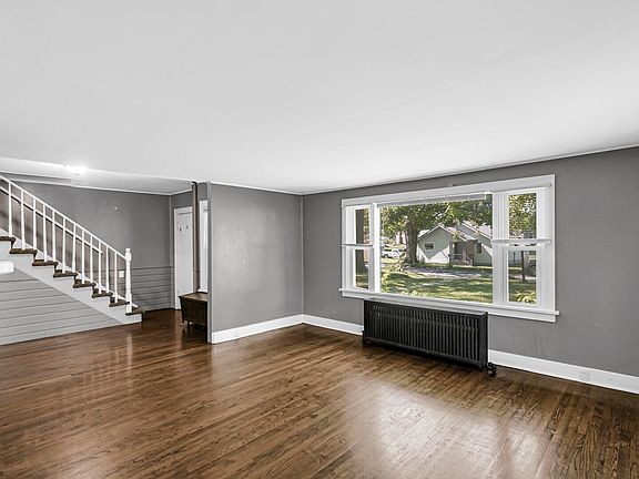 2nd image of 112 W 13th St