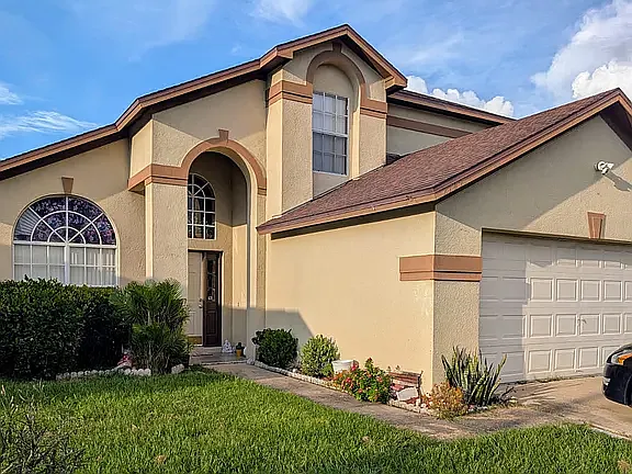 2109 Cattleman Dr — Photo 1