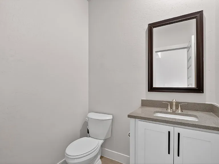 2233 Sandstone Pl — Photo 7