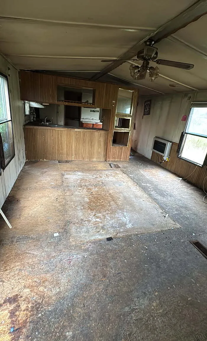 3 bed, 2.0 bath, $700 — Photo 4