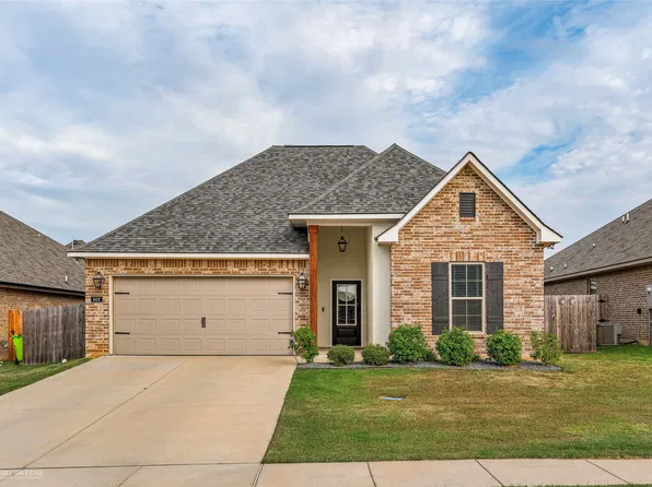 602 Gemstone Cir, Benton, LA 71006