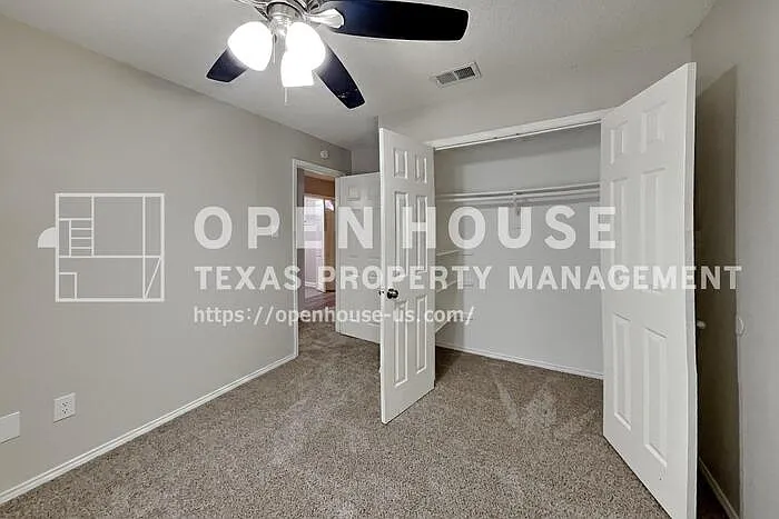 905 Freshwood Ct — Photo 11