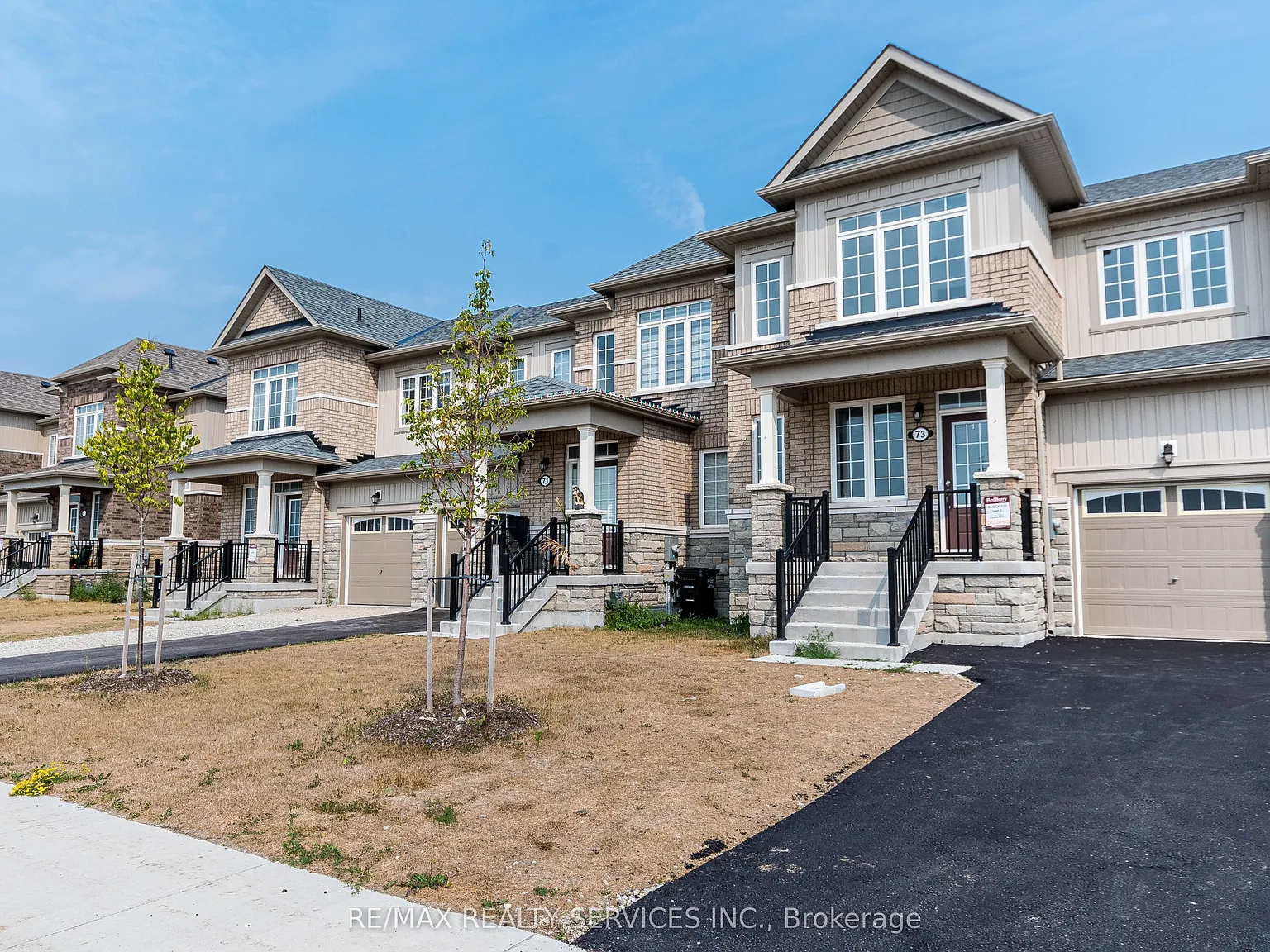 3 bed, $2,450 — Photo 2