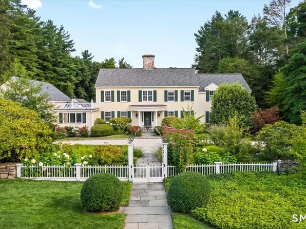38 Gerrish Lane, New Canaan, CT 06840