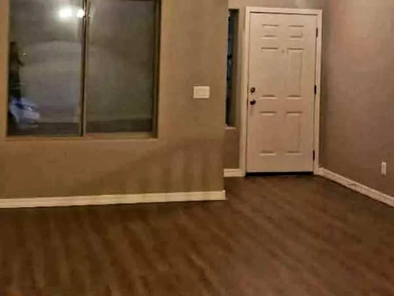 25045 W Illini St — Photo 6