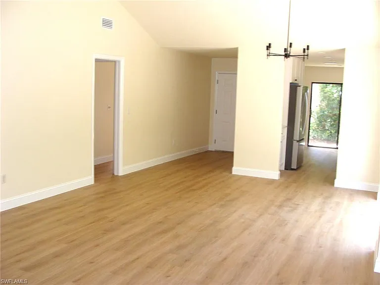 857 Reef Point Cir — Photo 9