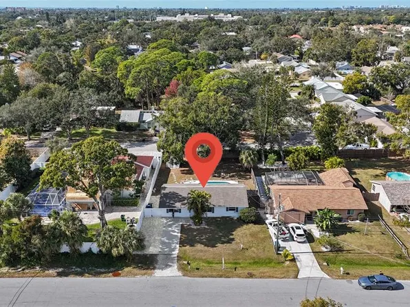 4848 Camphor Ave, Sarasota, FL 34231