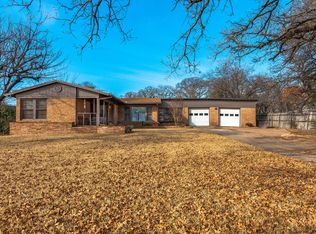 1812 Jenson Rd, Fort Worth, TX 76112