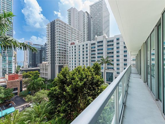 4th image of 79 SW 12th St APT 1107
