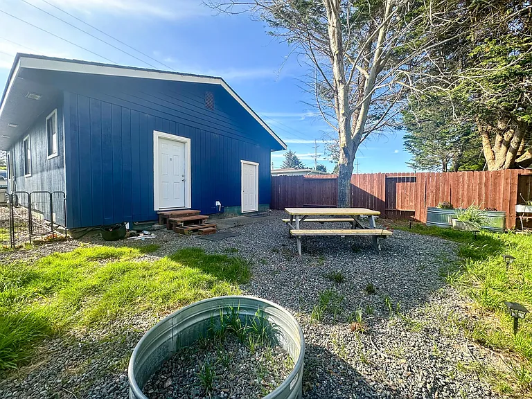 1331 California St — Photo 21