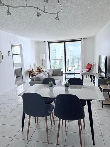 801 N Ocean Blvd Photo 1