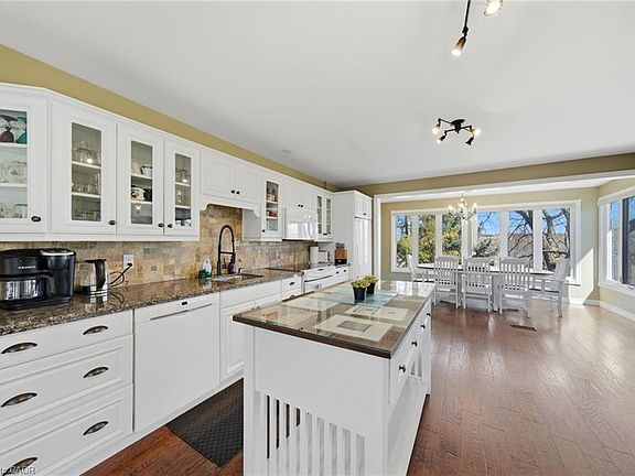 4th image of 72 Martindale Rd