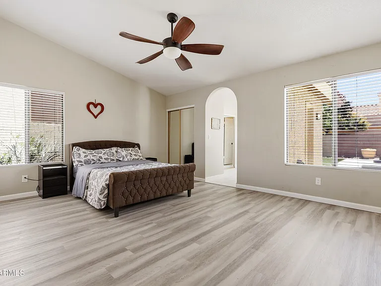 8875 S Ash Ave — Photo 26
