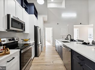 1621 T St SE #7, Washington, DC 20020