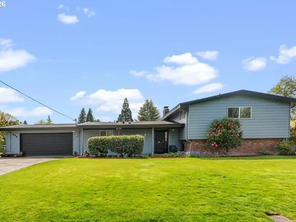 948 NE Queens Ln, Hillsboro, OR 97124