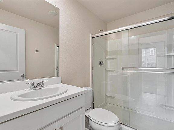 5th image of 2912 Sugar Pine Street