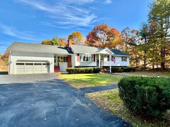 3 Nancy Avenue, Pelham, NH 03076-3332