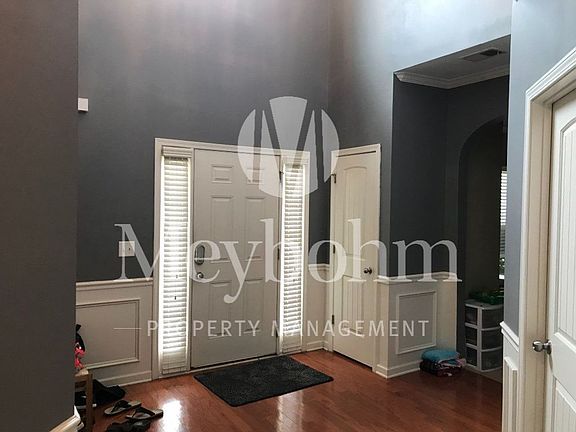 2nd image of 2627 Leland Dr