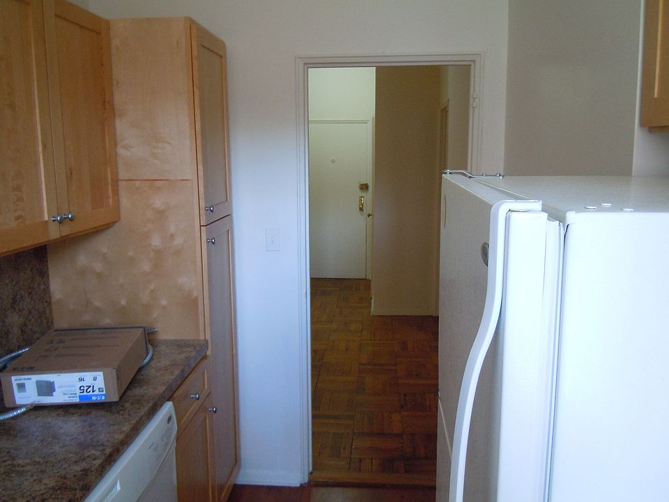 1st image of 525 Riverdale Ave APT 4C