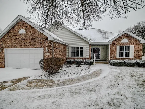 113 Glenn Dr, Cottage Grove, WI 53527