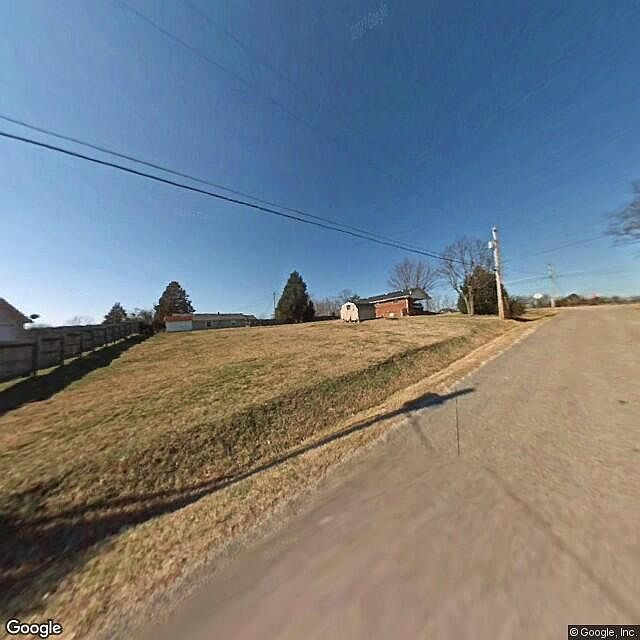 2nd image of 199 Dale Ln