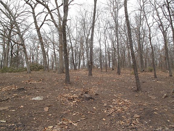 3rd image of 18975 W Woodhaven Dr