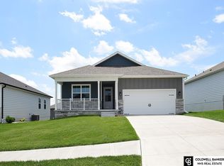 17515 Potter St, Bennington, NE 68007