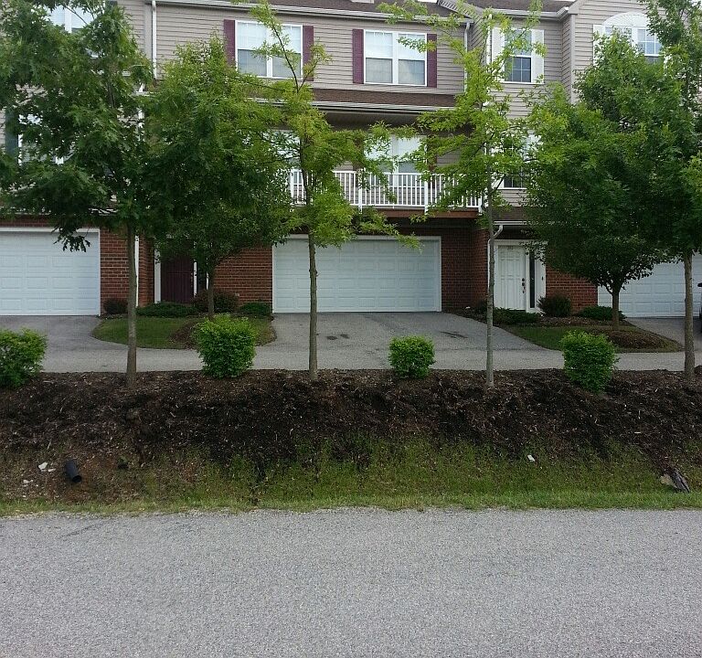 1st image of 300 Tall Oak Blvd