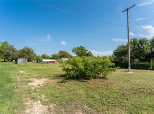 N Front St, Rhome, TX 76078