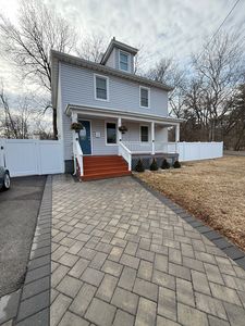 613 Somerset St, North Plainfield, NJ, 07060