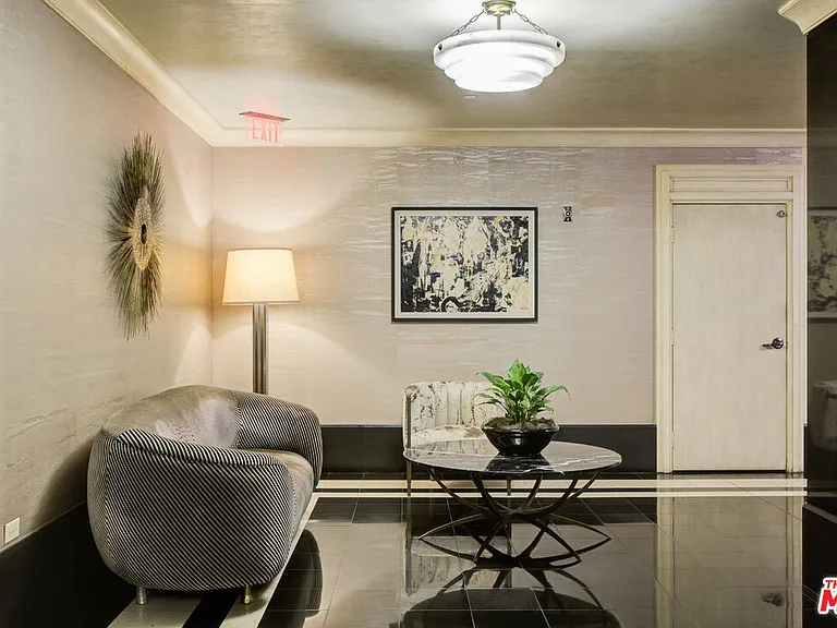 1645 N Vine St #706 — Photo 39