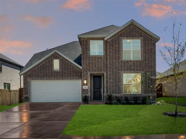 908 Versailles Ct, Cleburne, TX 76033