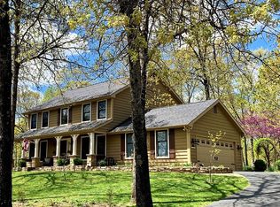 1565 Paradise Valley Dr, High Ridge, MO 63049