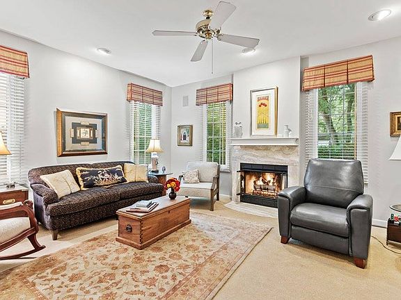 4th image of 6687 Thorne St