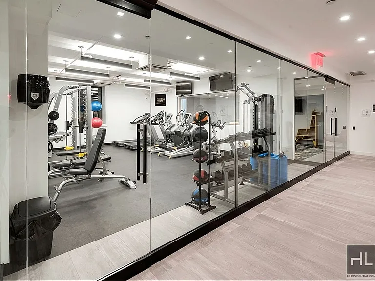 252 W 76th St #5C — Photo 8
