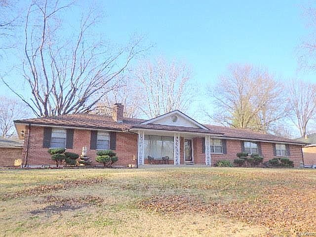 1st image of 3915 Marietta Dr