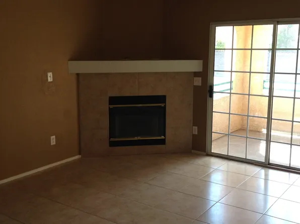8452 Boseck Dr Unit 274, Las Vegas, NV 89145