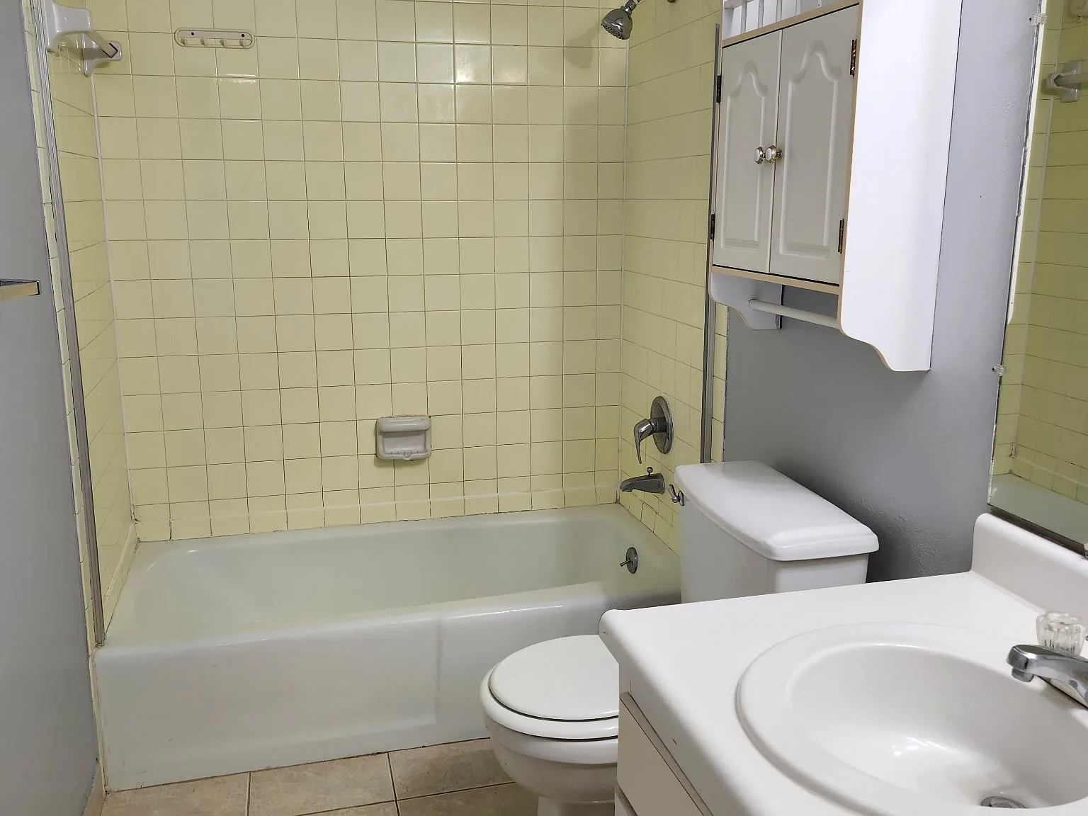 1 bed, 658 sqft, $1,350 — Photo 4