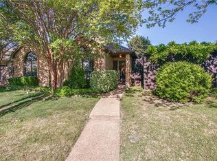 18724 Voss Rd, Dallas, TX 75287