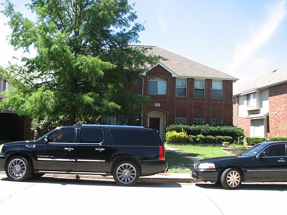 2nd image of 1818 Lake Whitney Ln
